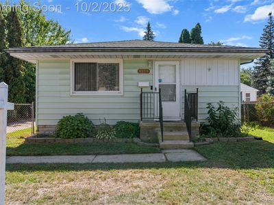 8610 Central Ave, Center Line, MI, 48015