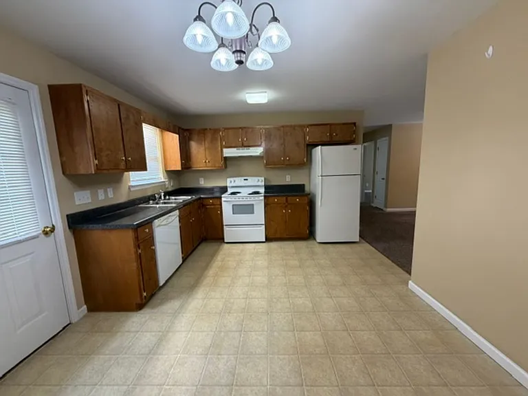 2443 Peach Orchard Hill Rd — Photo 4