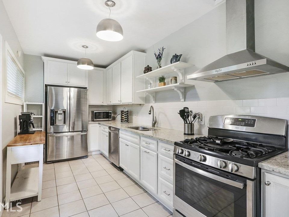 1st image of 5087 Crowe Dr SE