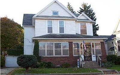 1st image of 440 Thomas St SE