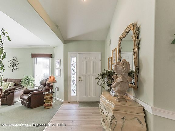 3rd image of 2347 Kira Court