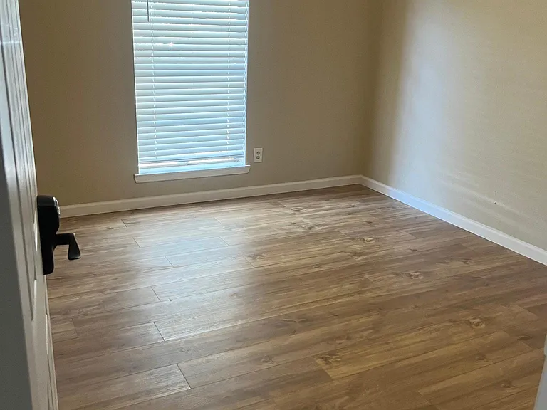 1st room