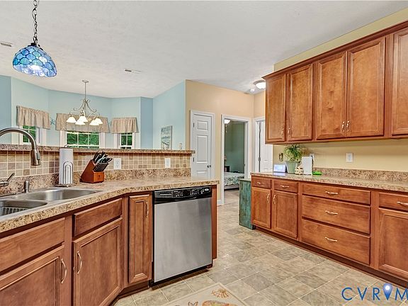 3rd image of 2170 Mandeville Trl