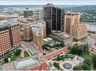 350 Saint Peter St Unit 1205, Saint Paul, MN 55102
