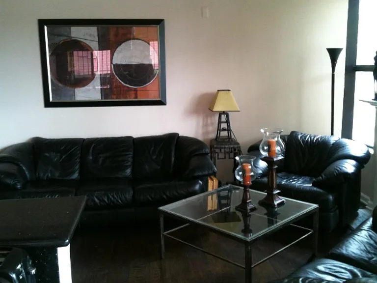 869 S Wooster St — Photo 8
