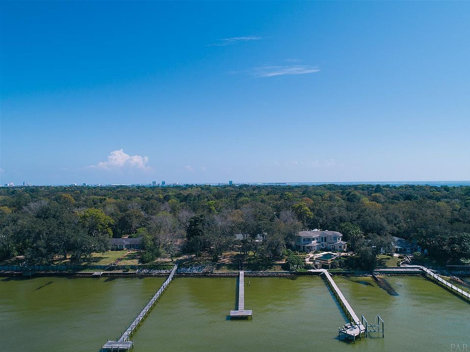 1st image of 512 Navy Cove Blvd
