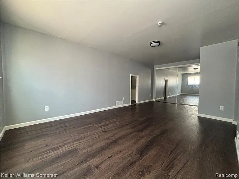 8145 Lozier Ave — Photo 9