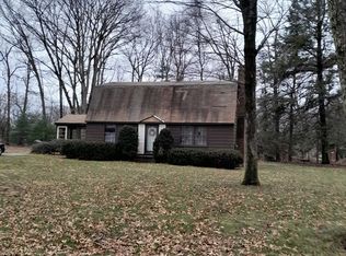 38 Walnut Rd, Chelmsford, MA 01824