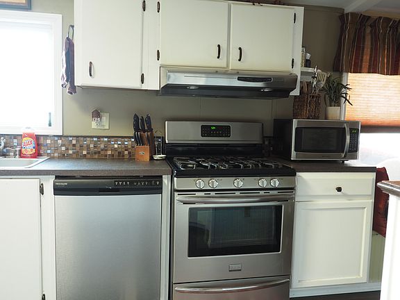 2nd image of 7717 Church Ave Space 89