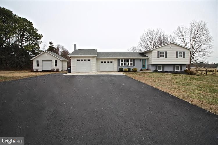 1st image of 11901 Airlea Dr