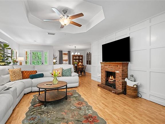 5th image of 5936 Lundy Rd