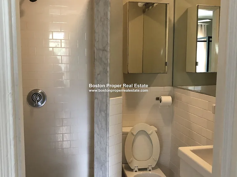 323 Beacon St #6 — Photo 11