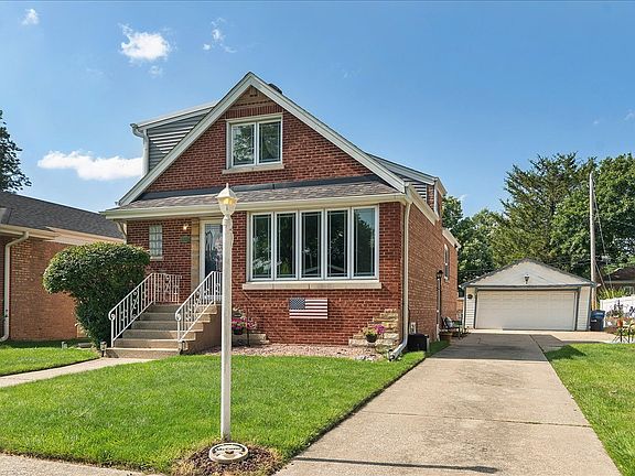2nd image of 4244 Adeline Dr