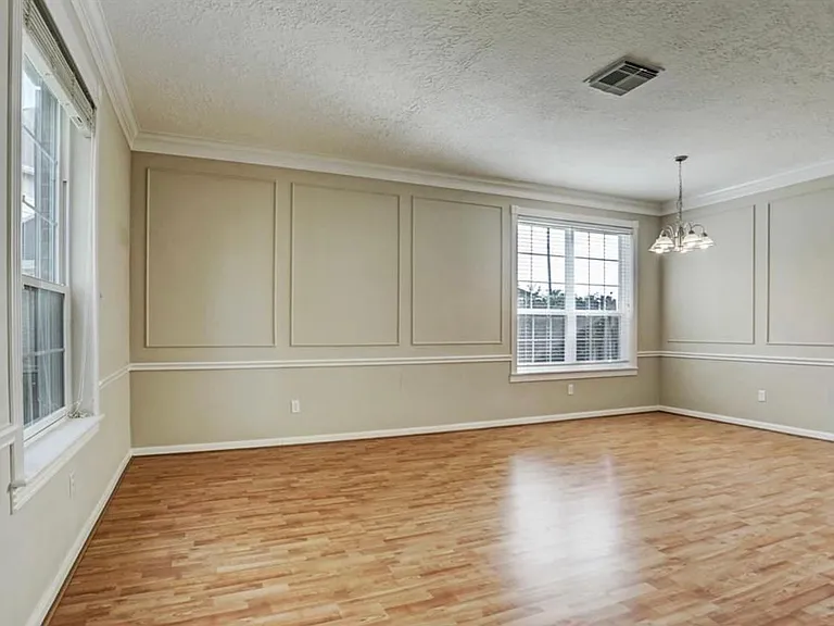 23247 Diamond Knoll Ct — Photo 7