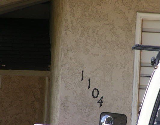 2nd image of 1104 N Sacramento St