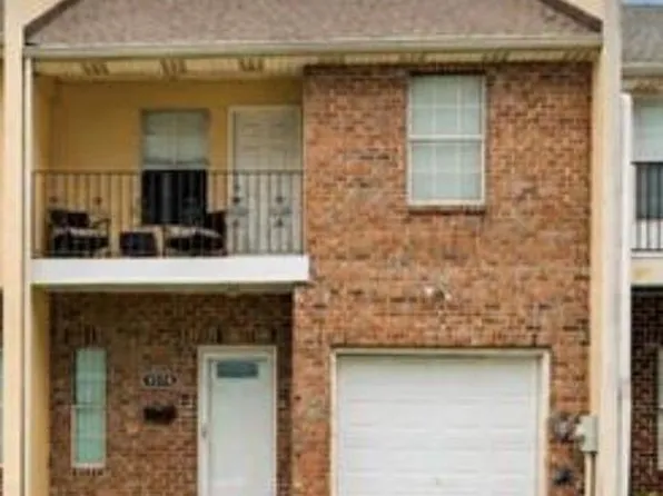 8223 Edinburgh St, New Orleans, LA 70118