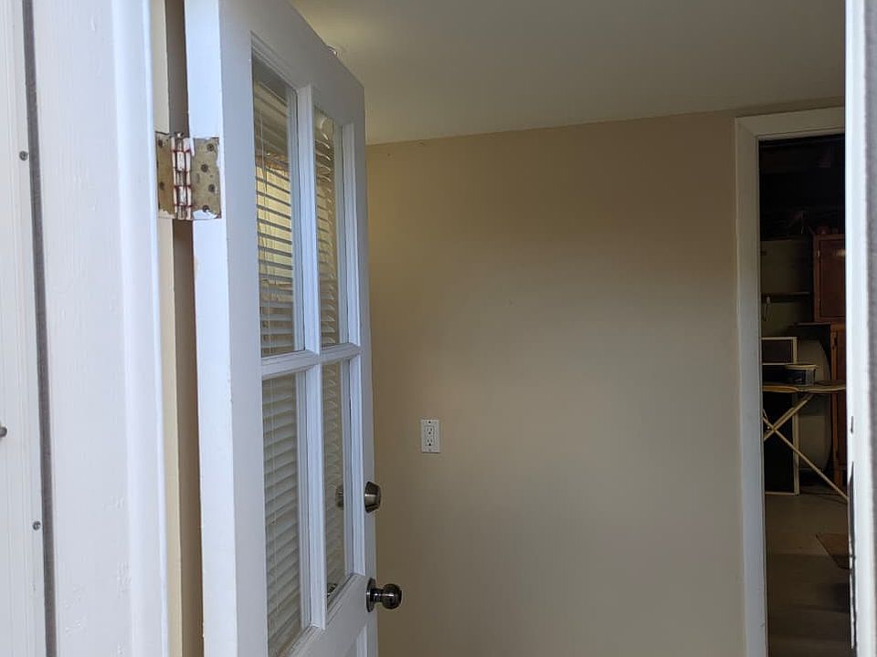 1st image of 118 Carol Rd