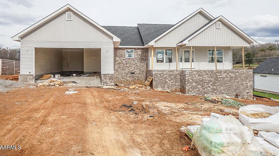 1st image of 5821 Chester Cir