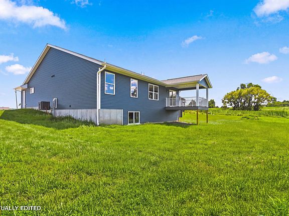 3rd image of 1009 Sage Oak Cir