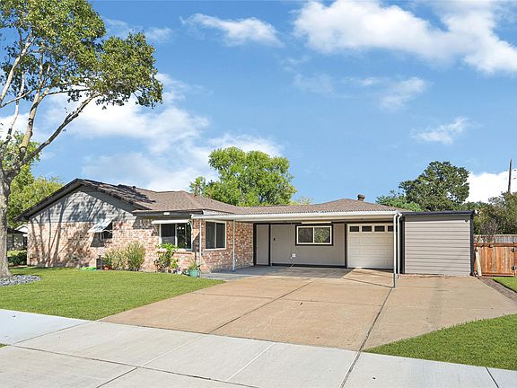 3rd image of 12615 Foxburo Dr