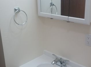 589 E Division St, Lockport, IL 60441