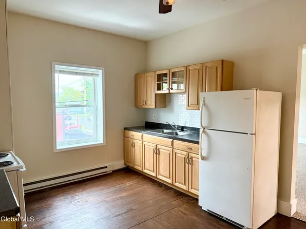 751 Hudson Ave #5, Stillwater, NY 12170