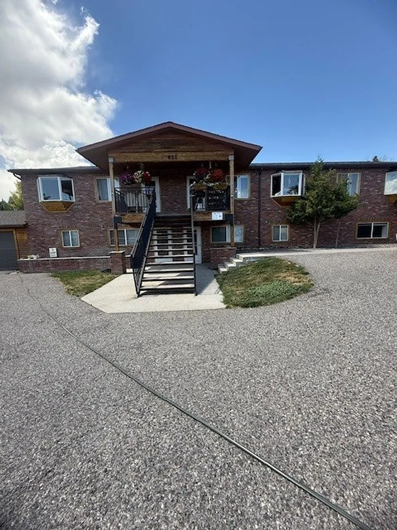 611 North N St, Livingston MT 59047 — Photo 1