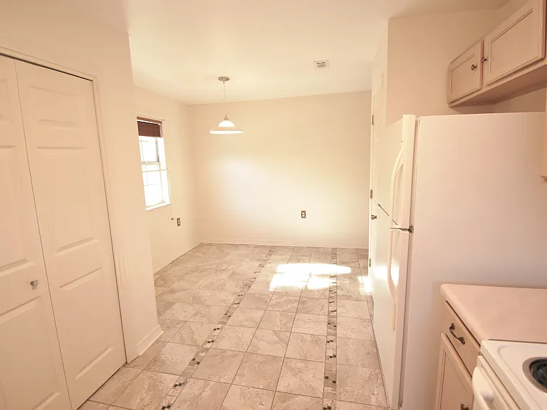 Kitchen dinning area