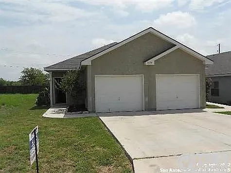 Building Photo - 7219 Golf Way #2