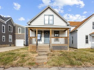 452 8th Ave SW, Cedar Rapids, IA 52404