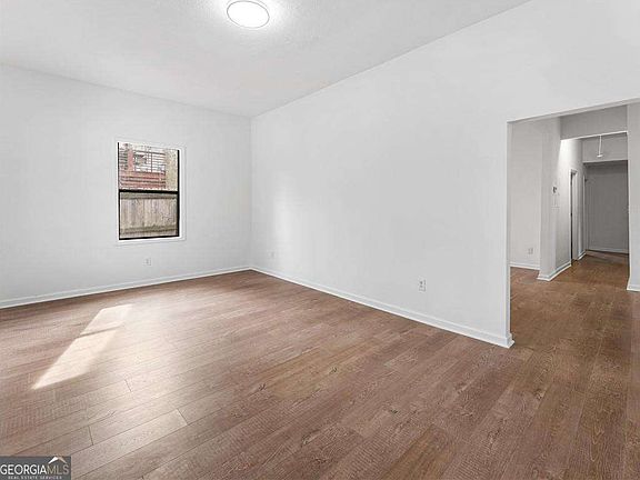 4th image of 37 Johnson Rd NW
