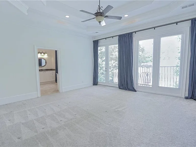 1296 Lenox Park Blvd — Photo 55