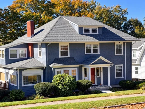 28 Maplewood Rd, Worcester, MA 01602