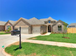 901 NW 189th Cir, Edmond, OK 73012