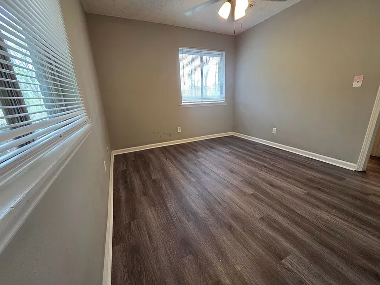 82 Cedar Dr #A — Photo 11