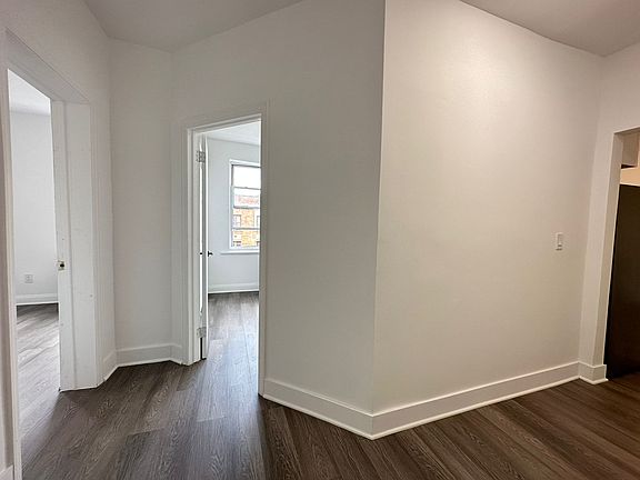 3rd image of 15 Gifford Ave #58E