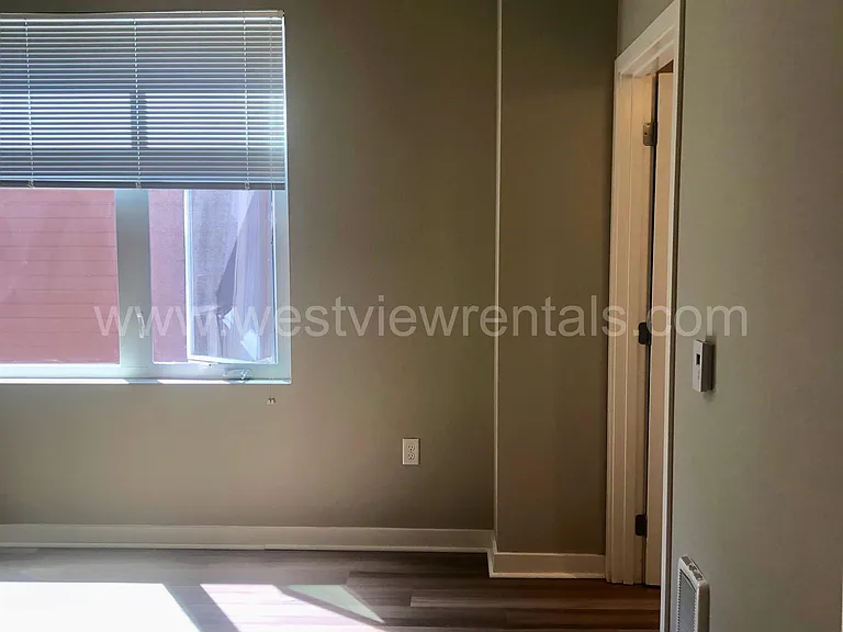 1010 Railroad Ave — Photo 192