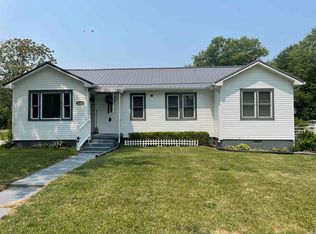 538 S Ellen St, Elnora, IN