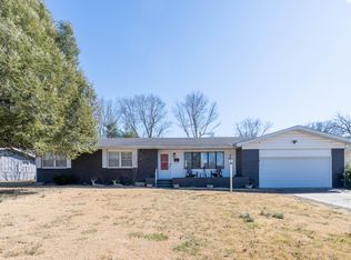 2656 E Southern Hills Boulevard, Springfield, MO 65804