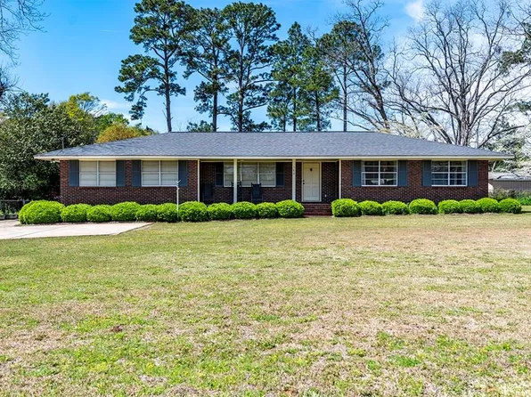 186 Walnut Ave S, Leesburg, GA 31763