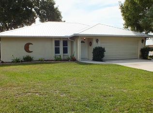 127 N McCall Rd, Englewood, FL 34223