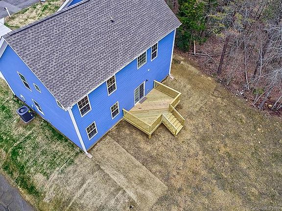 3rd image of 13227 Circle Dr #28