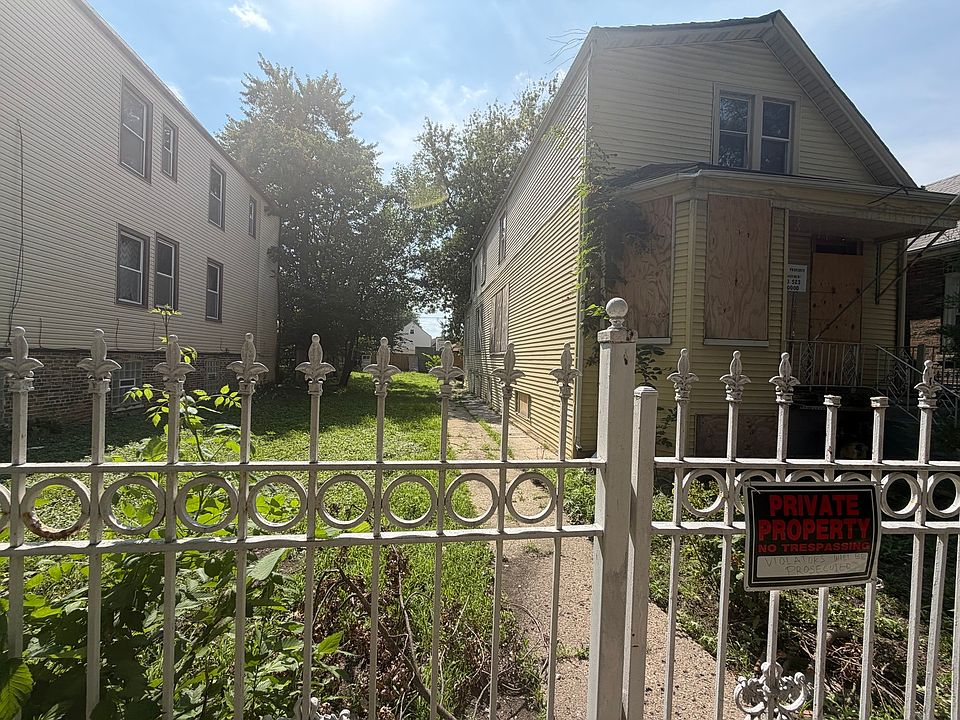 2nd image of 2818 S Kedvale Ave