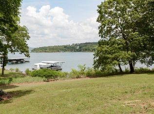 205 Leisure Shores Cir, Blue Eye, MO 65611