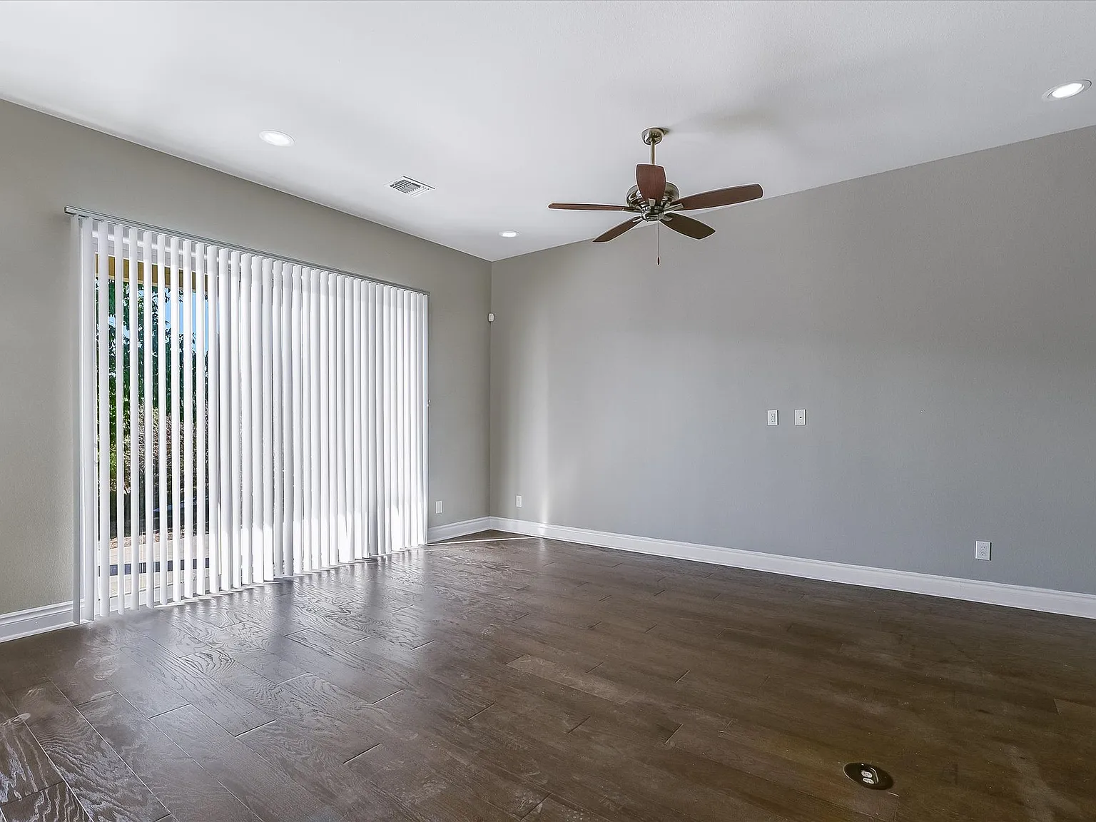 6711 Abarth Lane, San Antonio, TX 78257 — Photo 4