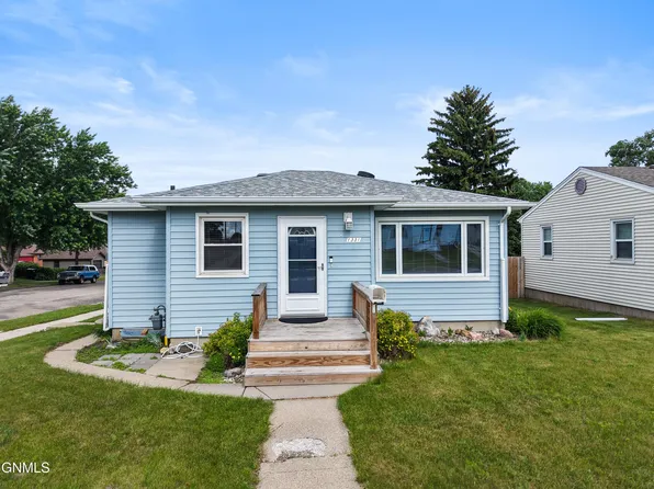 1331 N 15th St, Bismarck, ND 58501