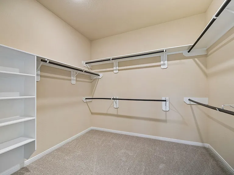 13935 Carncross Ct — Photo 19