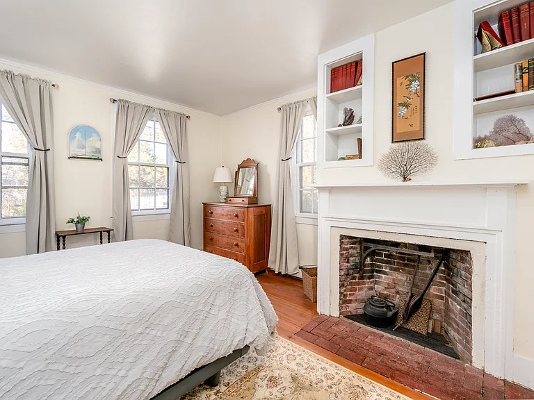 415 Barlows Landing Rd — Photo 23
