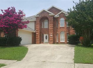 213 Saddlebrook Dr, Garland, TX 75044