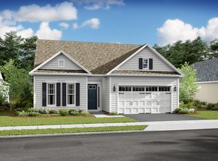 10 Sanctuary Ln, Farmingdale, NJ 07727